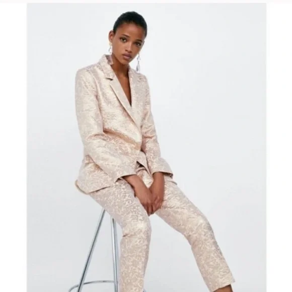 NEW Zara Jacquard Rose Gold Metallic Blazer